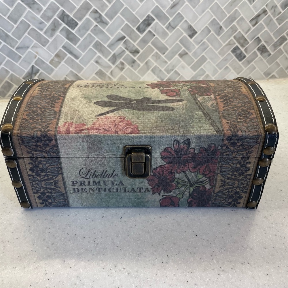 Dragonfly Antique Look Faux Box